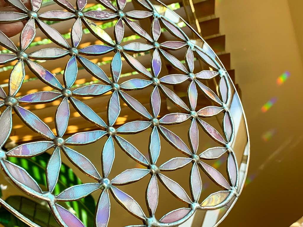 神聖幾何学ステンドグラス フラワーオブライフ Lサイズ - CRYSTAL LIGHT