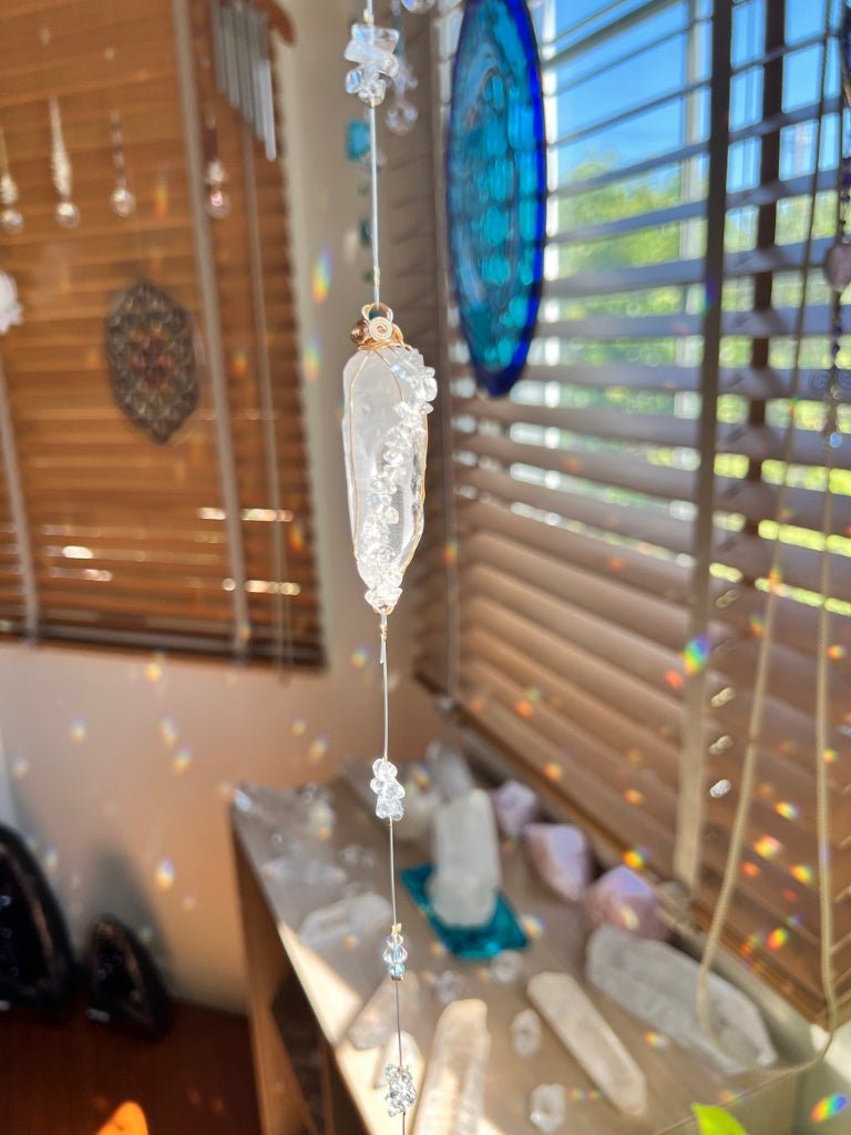レムリアンクリスタル・水晶サンキャッチャー（ハイヤーセルフ・直感・オールマイティ） - CRYSTAL LIGHT