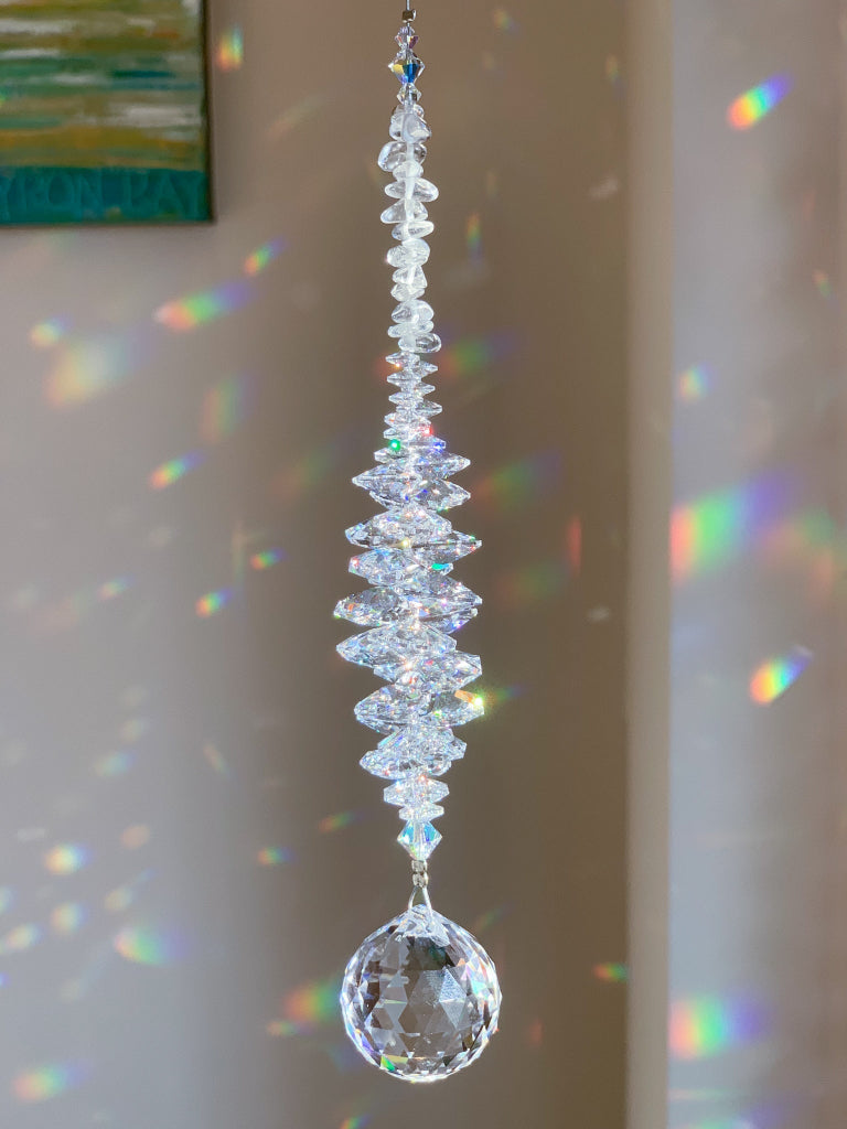 プラチナム・クリスタル サンキャッチャー オールマイティ（全体運） - Crystal Light